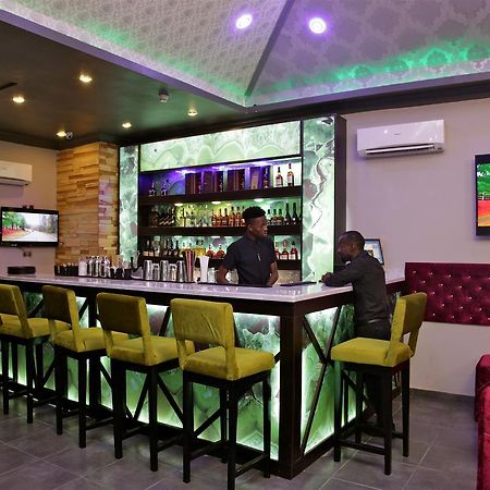 The Nook Hotel Лагос Екстериор снимка