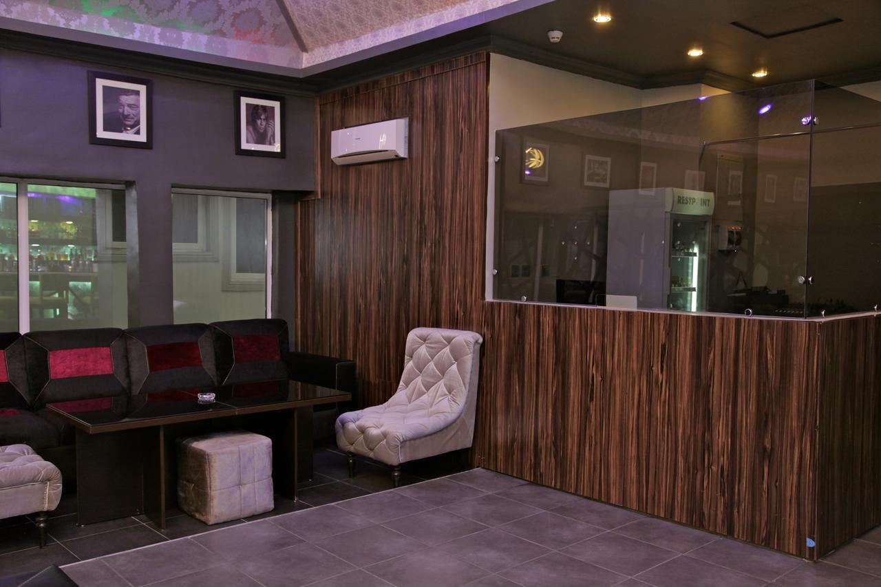 The Nook Hotel Лагос Екстериор снимка