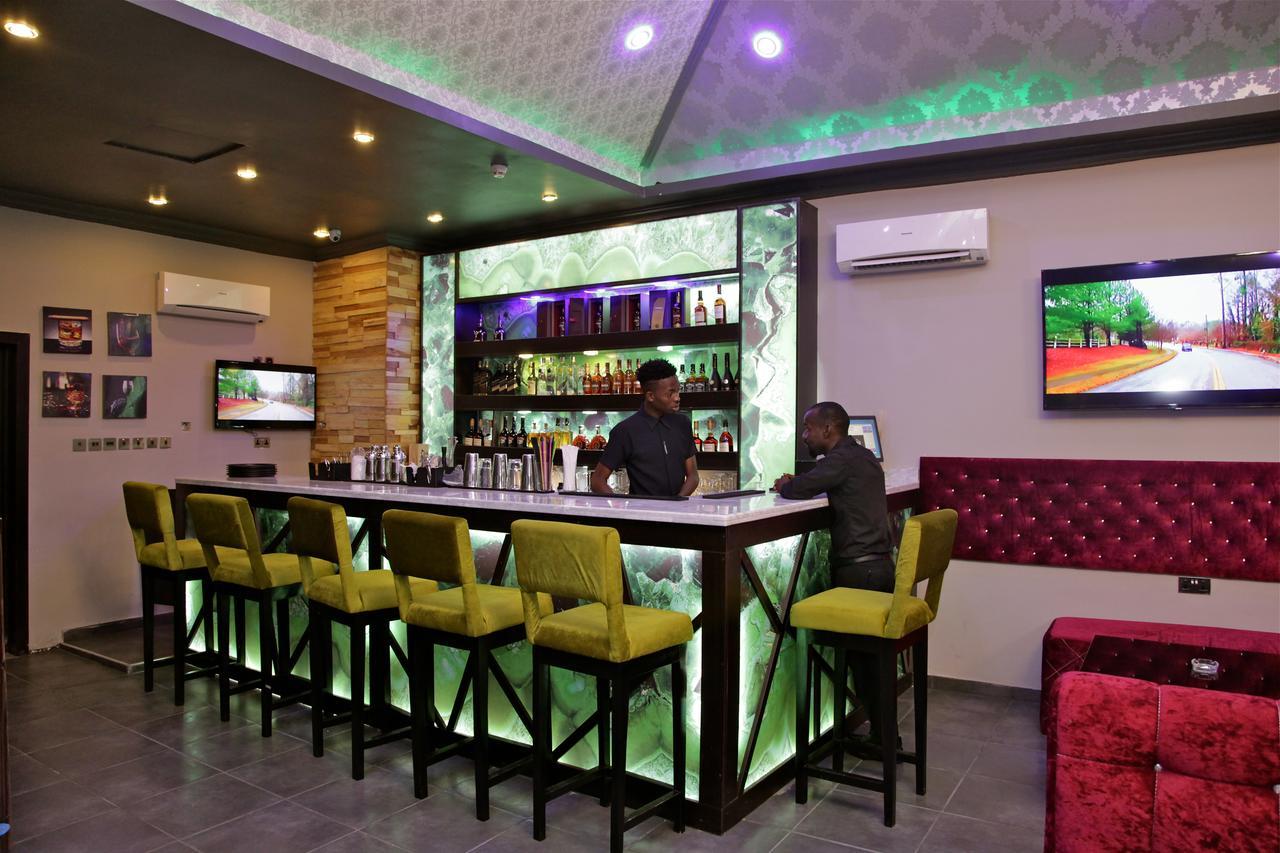 The Nook Hotel Лагос Екстериор снимка