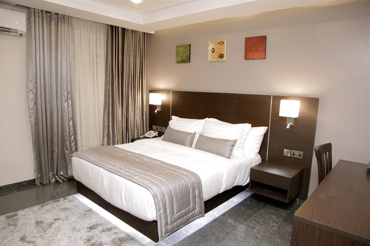 The Nook Hotel Лагос Екстериор снимка