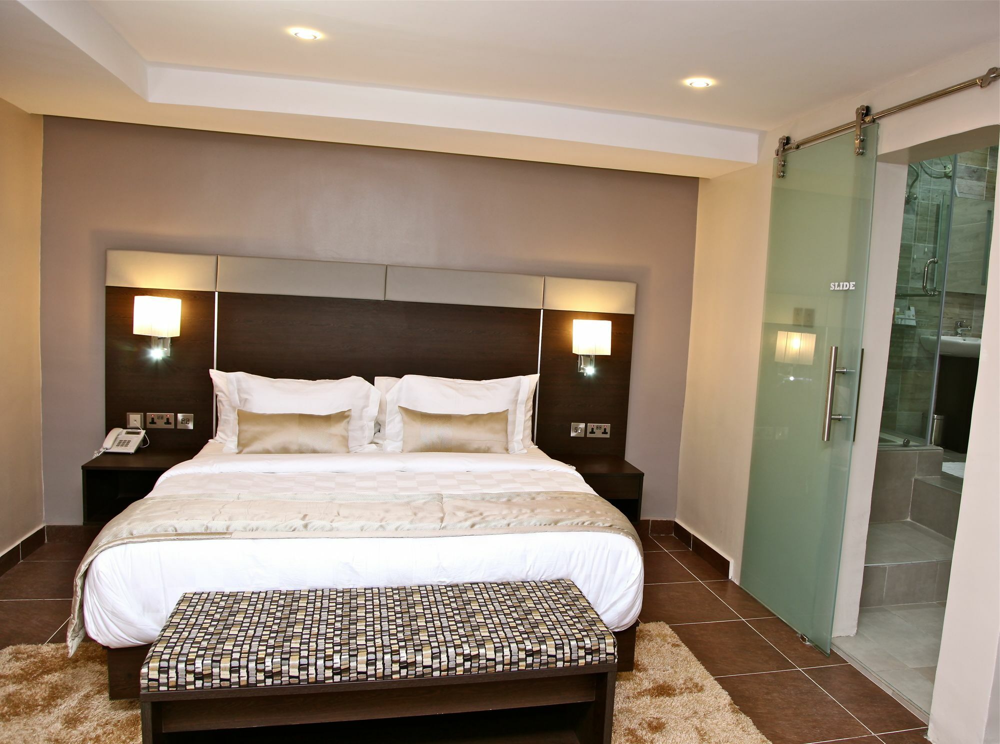 The Nook Hotel Лагос Екстериор снимка